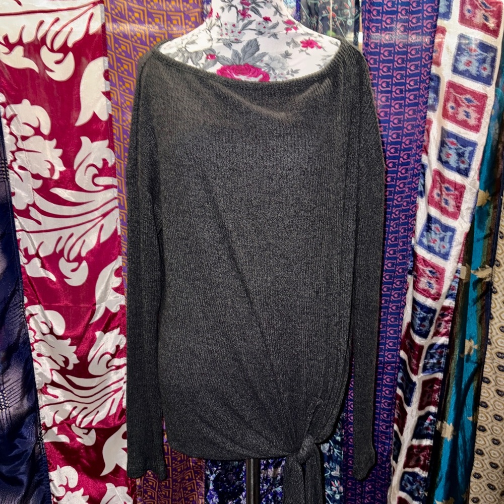 Harlowe & Graham Charcoal Off-the-Shoulder Long Sleeve
